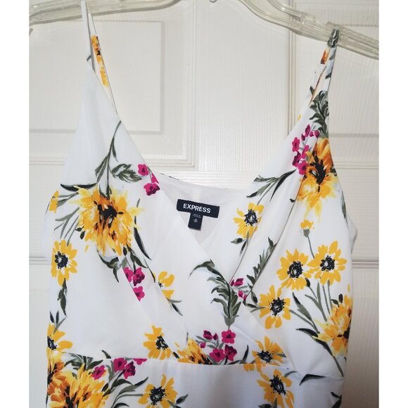 Express Floral sweetheart strapless fit and flare white dress - Picture 4 of 6